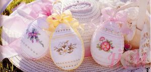 Цветочные пасхальные яйца